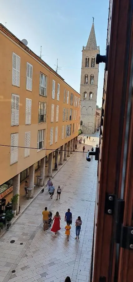 Cardo Apartments Zara
