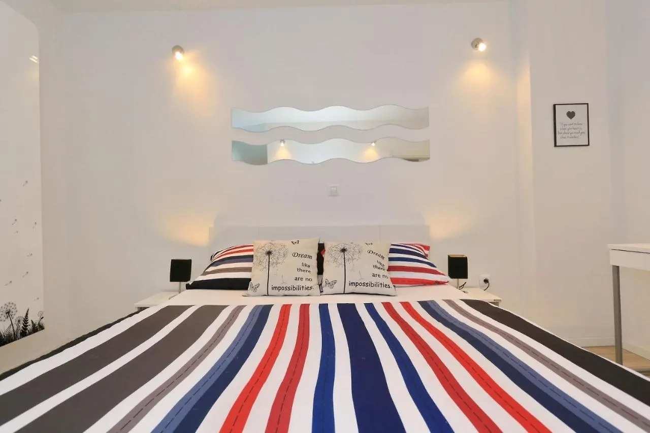 Cardo Apartments Zara