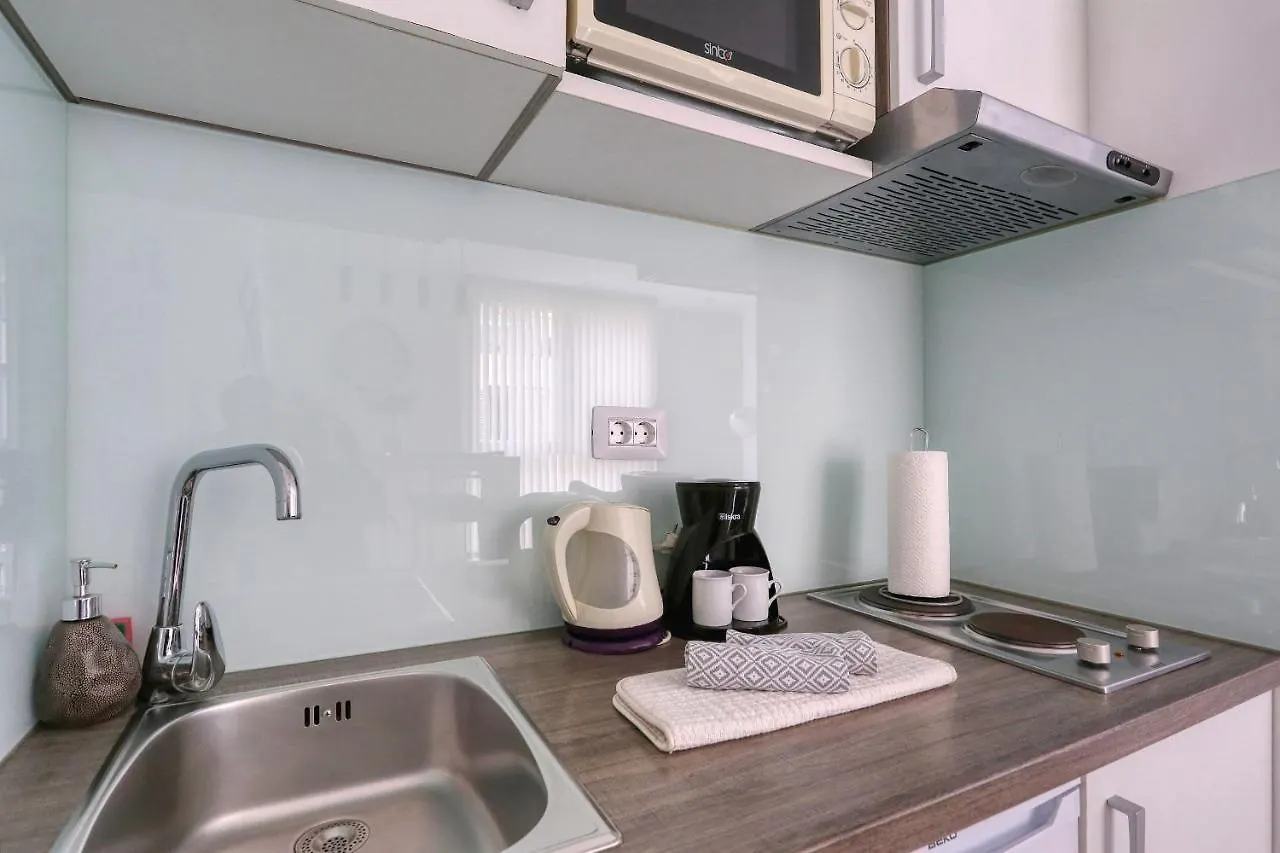 Cardo Apartments Zara